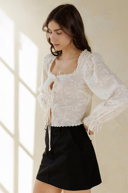 Lightweight Longsleeve Blouse